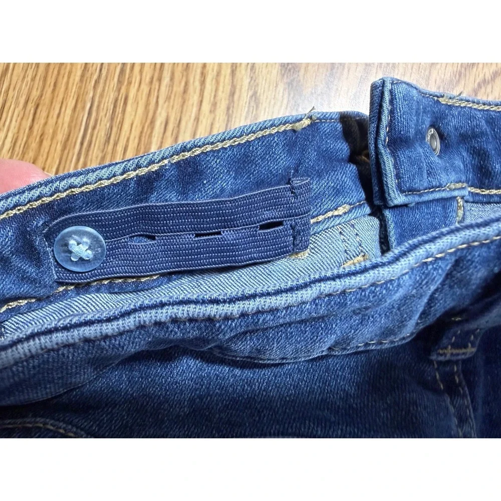 SO Girl Size 10 Denim Jean Shorts Medium Wash Rolled Cuff Adjustable Waist NWOT